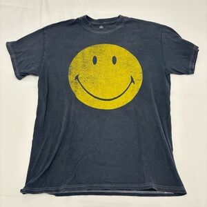 Urban Outfitters Smiley Face Graphic T-Shirt - Black